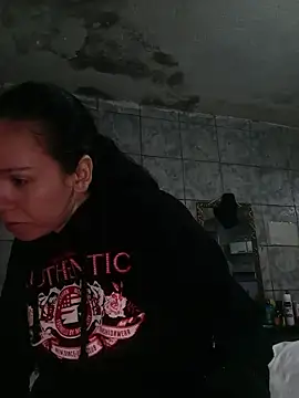 Venusluxodomme online show from June 4, 2026, 7:46 am