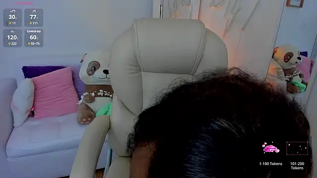 Snapshot of zobe_love chatting on March 7, 2025, 9:06 pm zobe love online show from March 7, 2025, 9:06 pm