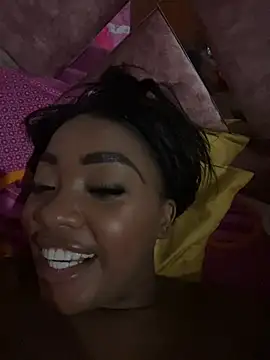 Snapshot of MonicaSex_ chatting on March 4, 2025, 7:01 pm MonicaSex online show from March 4, 2025, 7:01 pm