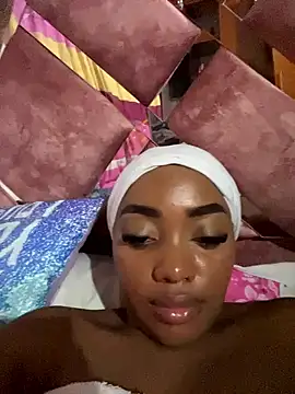 Snapshot of MonicaSex_ chatting on February 19, 2025, 11:25 pm MonicaSex online show from February 19, 2025, 11:25 pm