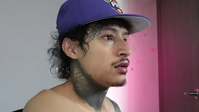 trieone online show from April 12, 2026, 2:31 pm