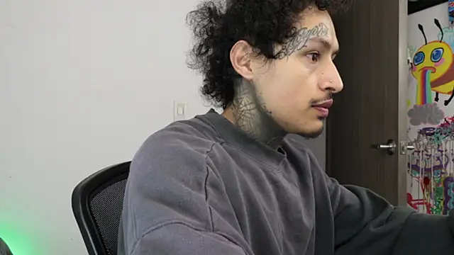 trieone online show from March 10, 2026, 1:15 pm