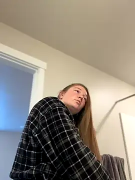 Snapshot of PussiesnCream_ chatting on September 24, 2025, 3:51 pm PussiesnCream online show from September 24, 2025, 3:51 pm