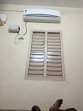 raj6fe online show from September 13, 2025, 2:33 am