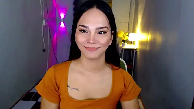 Snapshot of urnaughtydolly69 chatting on April 3, 2026, 3:29 pm urnaughtydolly69 online show from April 3, 2026, 3:29 pm