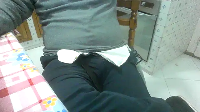 Snapshot of polloiw chatting on November 20, 2025, 3:34 pm polloiw online show from November 20, 2025, 3:34 pm