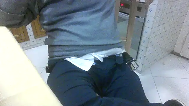 Snapshot of polloiw chatting on November 29, 2025, 10:54 pm polloiw online show from November 29, 2025, 10:54 pm