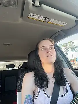 lolabunny9 online show from January 10, 2026, 7:31 pm