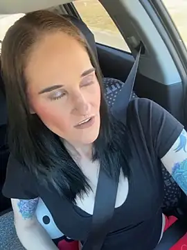 lolabunny9 online show from January 5, 2026, 5:27 pm