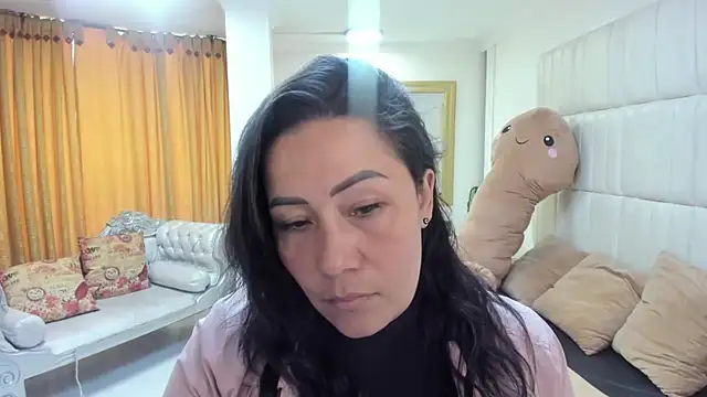 gaby trent online show from October 15, 2025, 3:09 pm