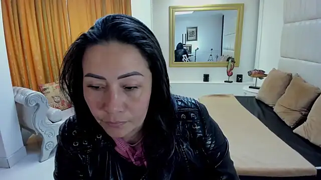 gaby trent online show from September 29, 2025, 1:50 pm