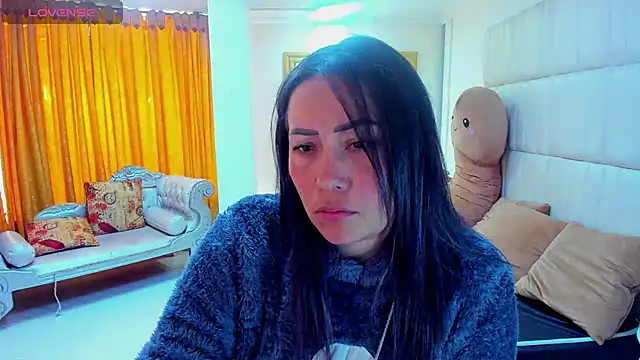 Snapshot of gaby_trent chatting on March 15, 2025, 1:51 pm gaby trent online show from March 15, 2025, 1:51 pm