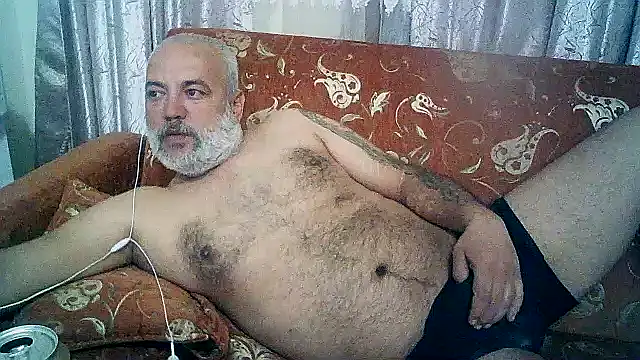 Snapshot of husoizmir chatting on March 20, 2025, 12:40 am husoizmir online show from March 20, 2025, 12:40 am
