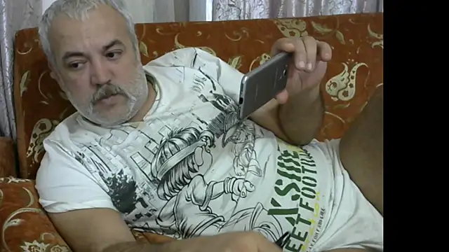 Snapshot of husoizmir chatting on February 13, 2025, 6:09 am husoizmir online show from February 13, 2025, 6:09 am