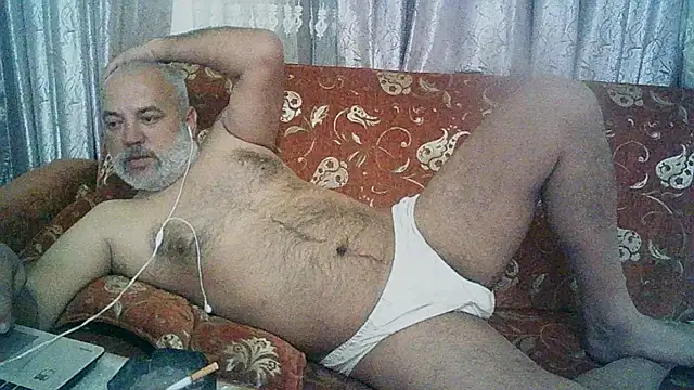 Snapshot of husoizmir chatting on March 12, 2025, 1:47 am husoizmir online show from March 12, 2025, 1:47 am