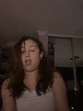 Snapshot of CrazyKittenMeow chatting on May 21, 2026, 4:32 am CrazyKittenMeow online show from May 21, 2026, 4:32 am