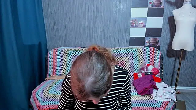 pa1e pr1ncess online show from December 3, 2025, 7:30 am