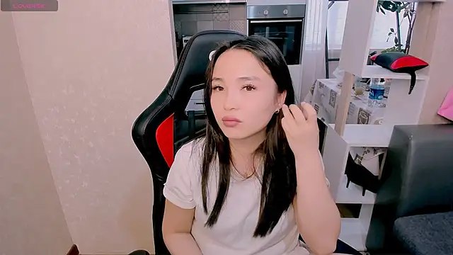 AyaMoon online show from October 22, 2025, 4:23 am