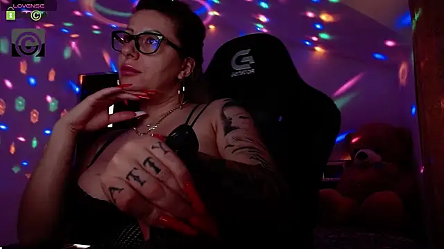 SonyaDevon online show from March 2, 2025, 10:58 am