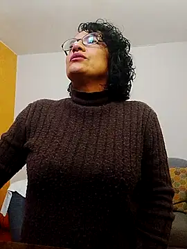Snapshot of scarlet_wet chatting on July 14, 2026, 9:43 pm scarlet wet online show from July 14, 2026, 9:43 pm