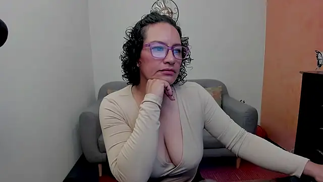 Snapshot of scarlet_wet chatting on June 20, 2026, 10:15 pm scarlet wet online show from June 20, 2026, 10:15 pm