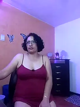 Snapshot of scarlet_wet chatting on February 27, 2025, 4:02 am scarlet wet online show from February 27, 2025, 4:02 am