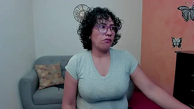 scarlet wet online show from May 16, 2026, 11:48 pm
