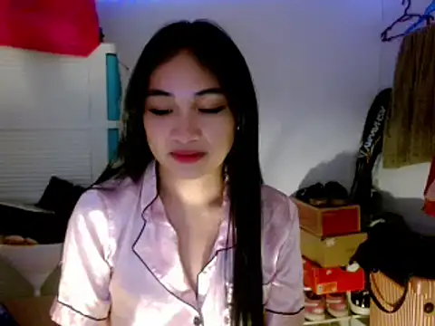 SweetLilly 18 online show from March 15, 2025, 9:16 pm