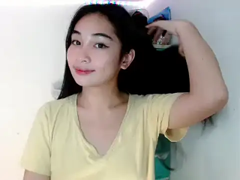 SweetLilly 18 online show from February 1, 2025, 11:42 am