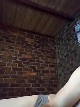 Kissingplay online show from November 7, 2025, 7:18 pm