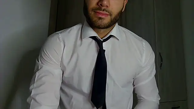 Justynn1 online show from February 8, 2026, 10:40 pm