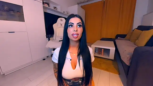 MoonaMuslim online show from January 15, 2025, 8:48 pm