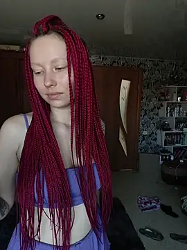 Snapshot of Frost_foxy chatting on April 29, 2026, 4:38 am Frost foxy online show from April 29, 2026, 4:38 am