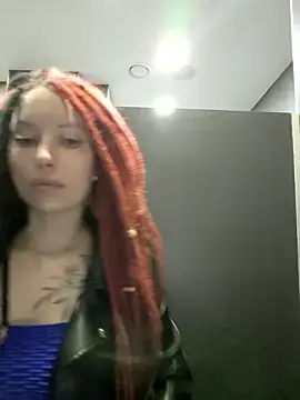 Frost foxy online show from September 24, 2025, 2:40 am