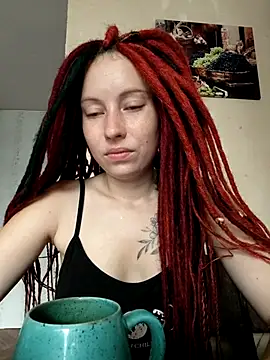 Frost foxy online show from September 17, 2025, 5:20 am