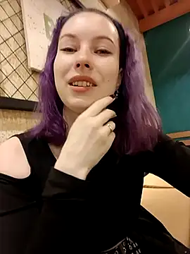 Frost foxy online show from February 9, 2025, 5:19 am