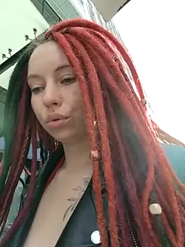 Frost foxy online show from September 26, 2025, 2:29 am