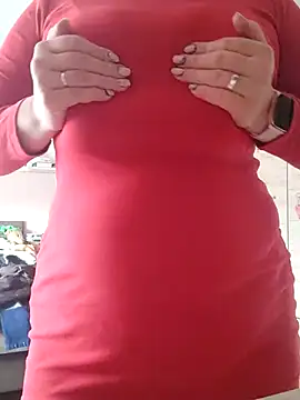 Snapshot of Elza01 chatting on November 16, 2025, 7:35 am Elza01 online show from November 16, 2025, 7:35 am