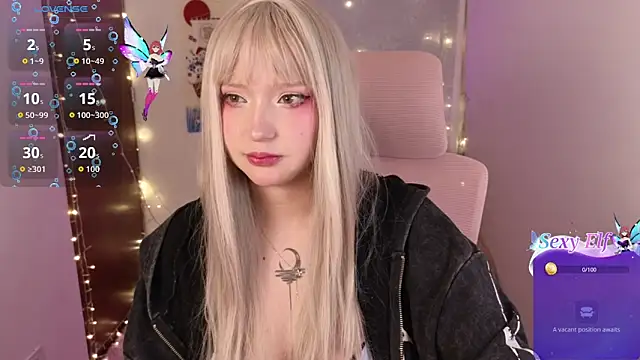 KuroChan420 online show from December 16, 2025, 12:37 am