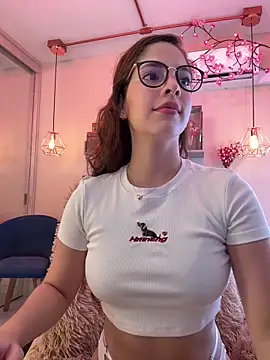 Snapshot of Zoe_Bae chatting on March 8, 2026, 12:05 am Zoe Bae online show from March 8, 2026, 12:05 am