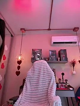 Snapshot of Zoe_Bae chatting on February 14, 2025, 9:10 pm Zoe Bae online show from February 14, 2025, 9:10 pm