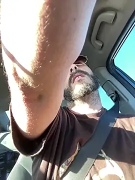 Snapshot of Sitonmyface2020@xh chatting on February 17, 2025, 9:32 pm Sitonmyface2020xh online show from February 17, 2025, 9:32 pm