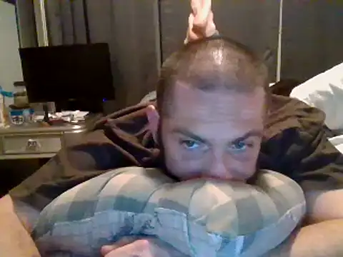 Snapshot of Sitonmyface2020@xh chatting on February 16, 2025, 2:53 am Sitonmyface2020xh online show from February 16, 2025, 2:53 am