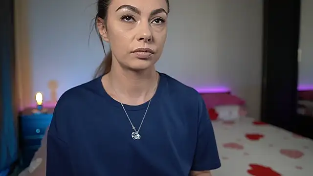 Snapshot of TiffanyPierce chatting on March 15, 2026, 9:11 pm TiffanyPierce online show from March 15, 2026, 9:11 pm