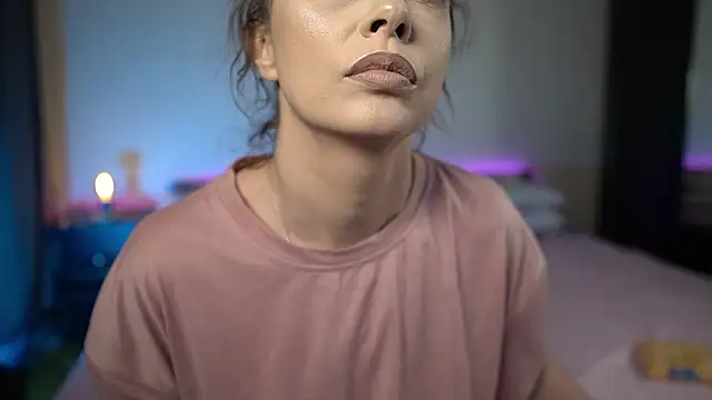 Snapshot of TiffanyPierce chatting on March 20, 2026, 9:16 pm TiffanyPierce online show from March 20, 2026, 9:16 pm