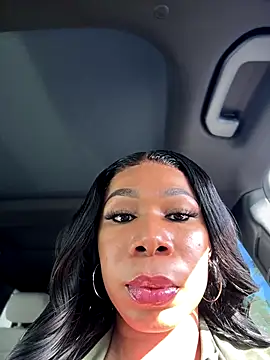 Belle    online show from October 12, 2025, 2:29 pm