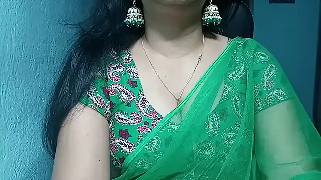 Snapshot of YourModhu chatting on March 22, 2025, 6:14 pm YourModhu online show from March 22, 2025, 6:14 pm