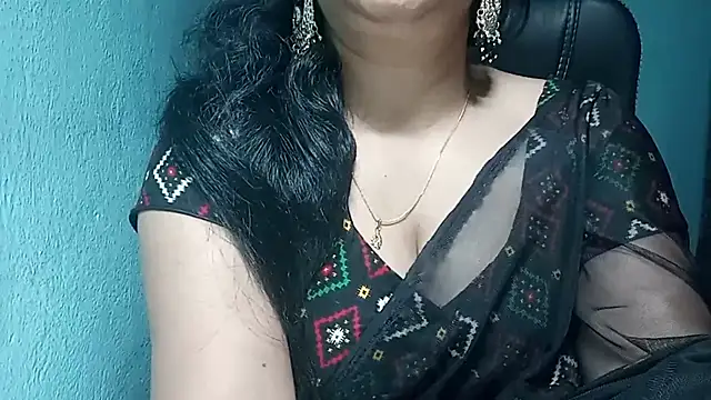 Snapshot of YourModhu chatting on March 18, 2025, 5:55 pm YourModhu online show from March 18, 2025, 5:55 pm