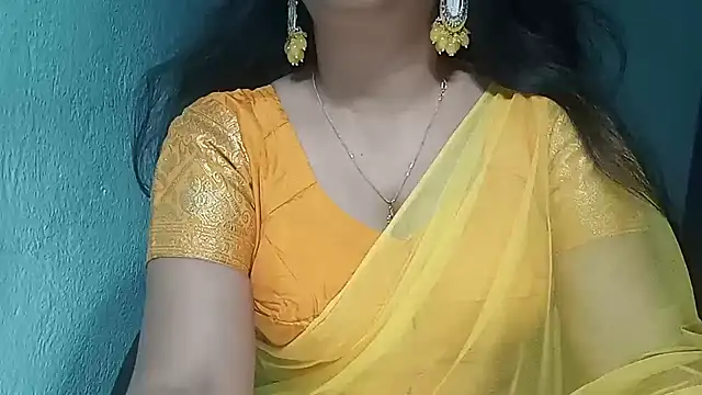 Snapshot of YourModhu chatting on December 25, 2024, 6:09 pm YourModhu online show from December 25, 2024, 6:09 pm