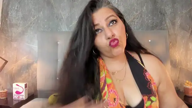 SexxyPamela online show from May 27, 2026, 7:54 pm